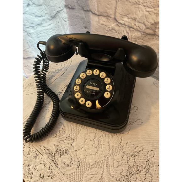 Vintage PF Products Grand Phone Telephone Black Flash Redial look Landline - Picture 3 of 9